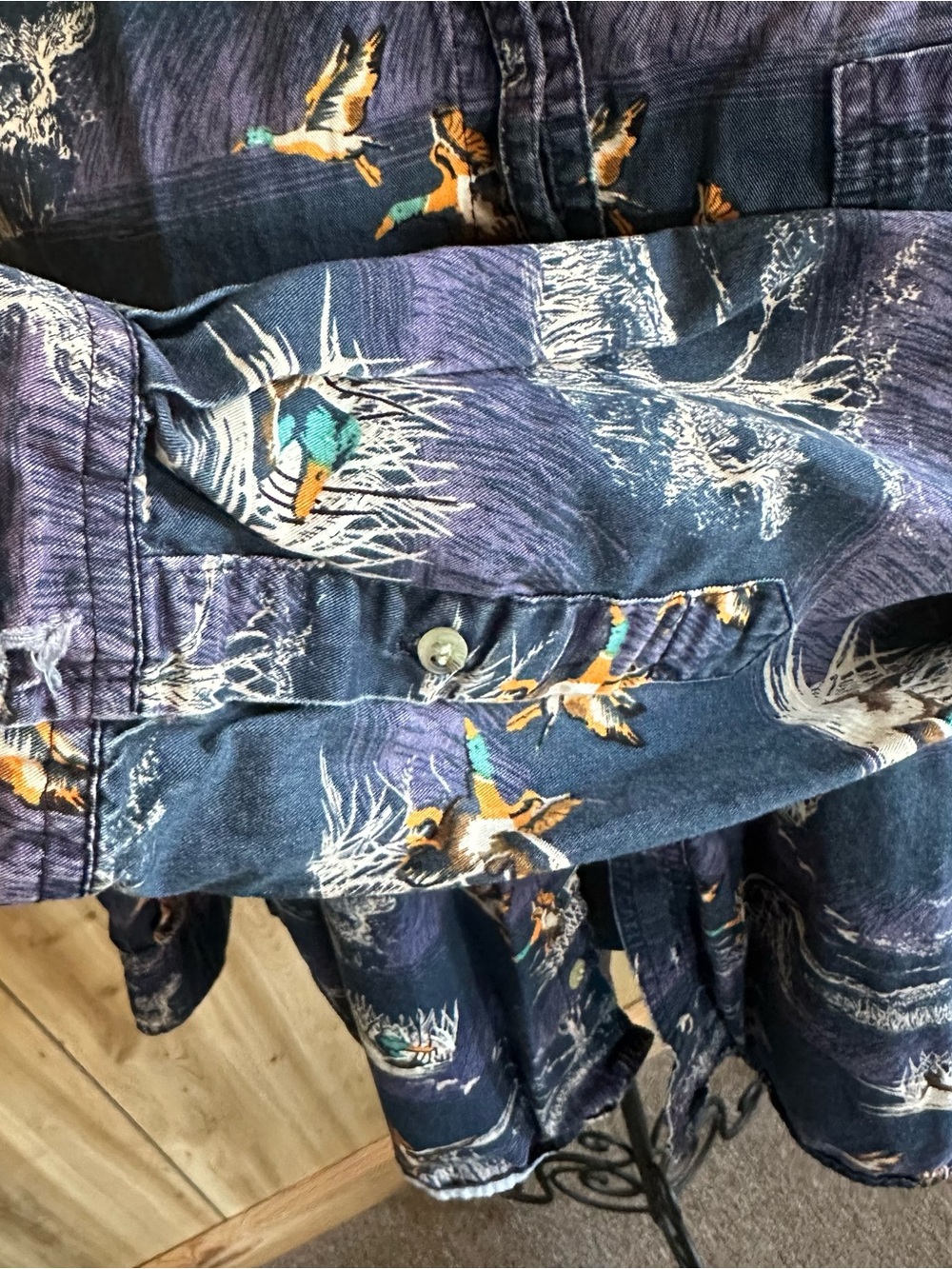 Vintage Outdoor Life Navy Duck & Marsh Print Button-Down Shirt All-Over print - Picture 7 of 12